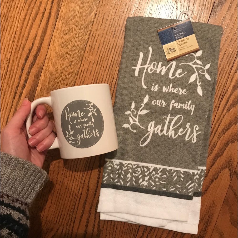 NWT Farmhouse Decor Family Towel & Mug Set